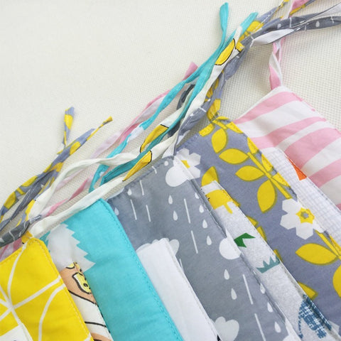 Image of Baby Cot Bed Hanging Storage Bag Organizer. Toy Diaper Pocket for Crib Bedding Set - Size 60 x 50cm / 23.6"  x 19.7" - I'LL TAKE THIS